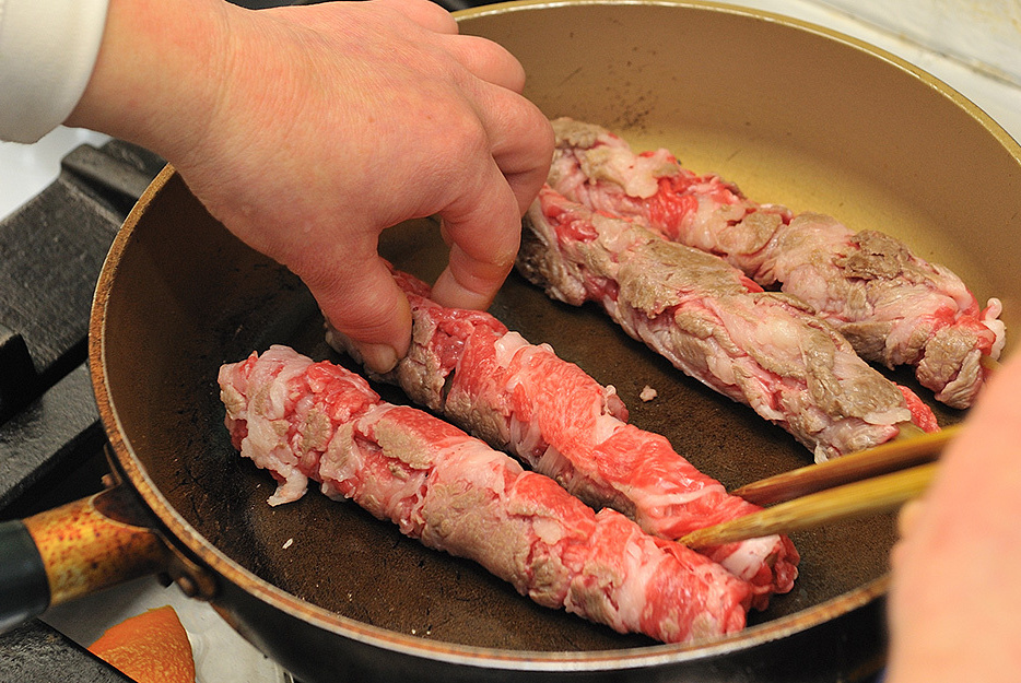 熊野牛は焼いたときの香りが絶品です！